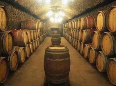 原瓶進(jìn)口和原裝進(jìn)口的葡萄酒有什么區(qū)別?千萬(wàn)別被坑了!